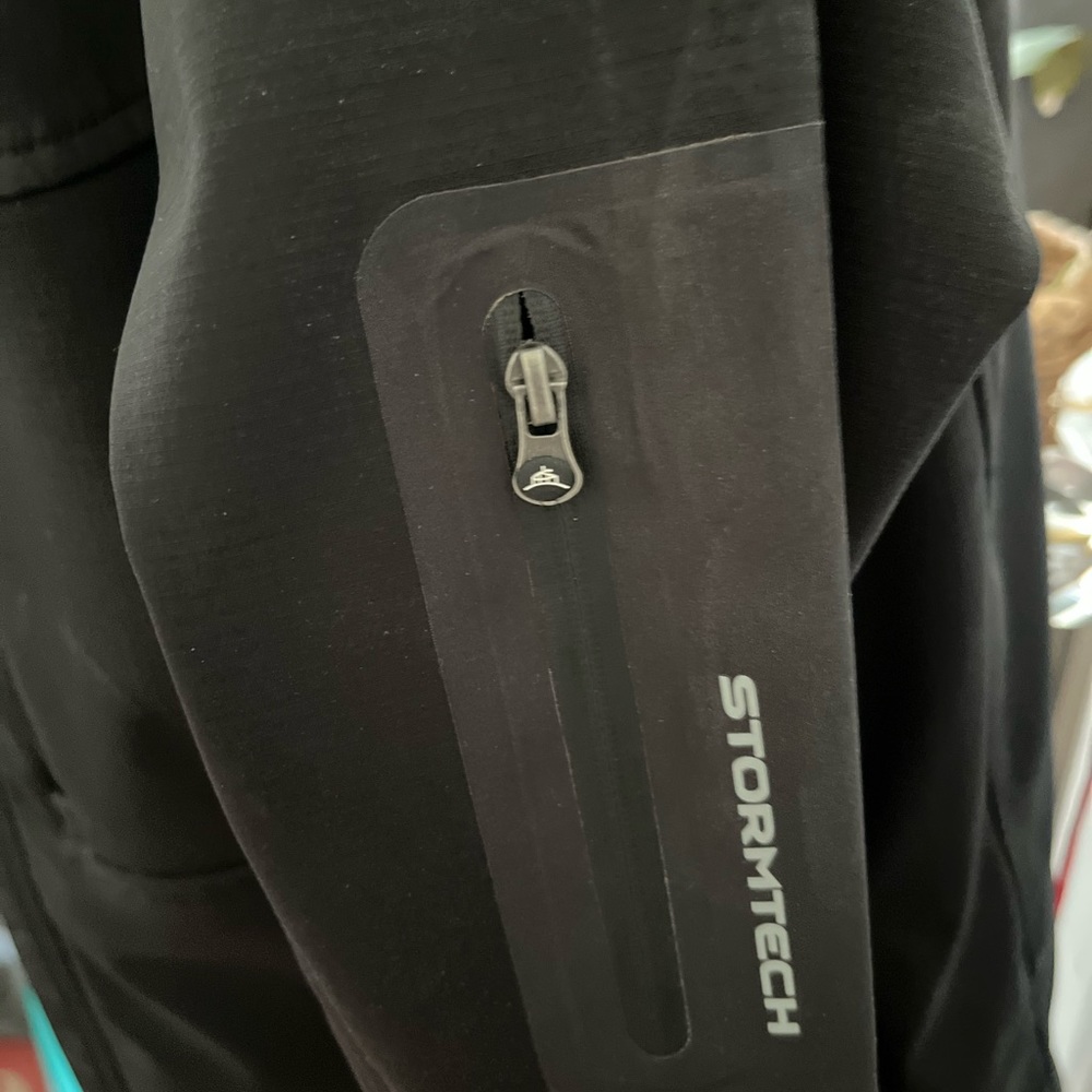 Stormtech Performance Women’s Jacket - Picture 3 of 7